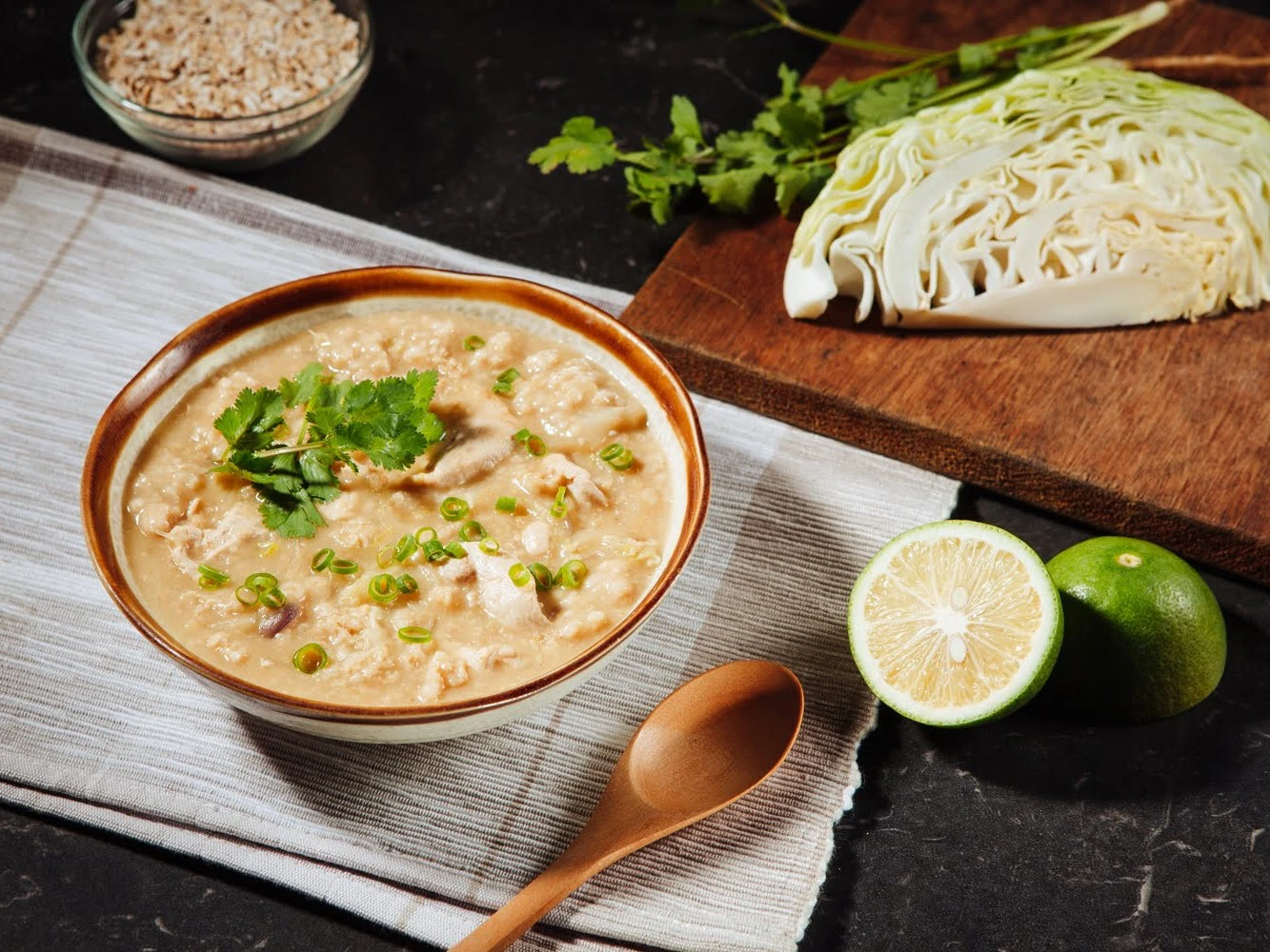 Cháo yến mạch granola